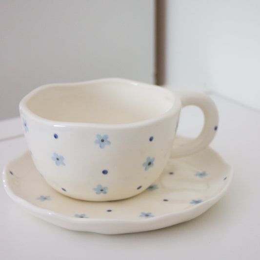 Maryn mug & plate